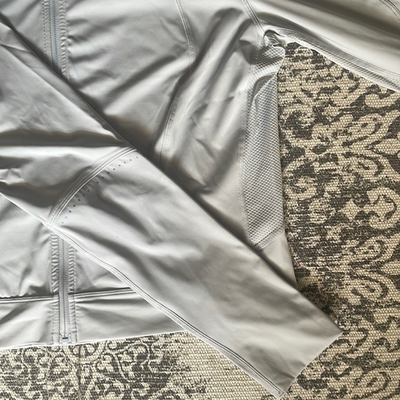 Cropped lululemon athletic jacket - Picture 7 of 8